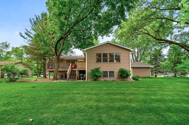17351 Barberry Circle, Eden Prairie, MN 55346