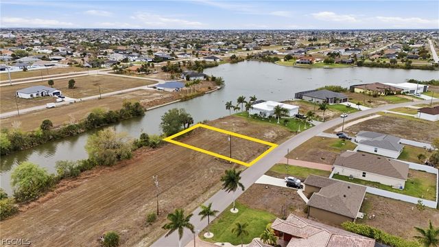 1712 NW 9th ST, Cape Coral, FL 33993