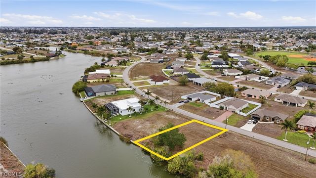 1712 NW 9th ST, Cape Coral, FL 33993