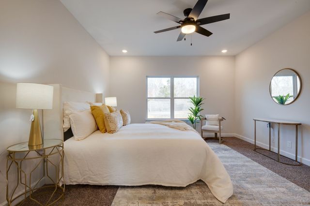 3033 Bowker Road, Charlotte, TN 37036