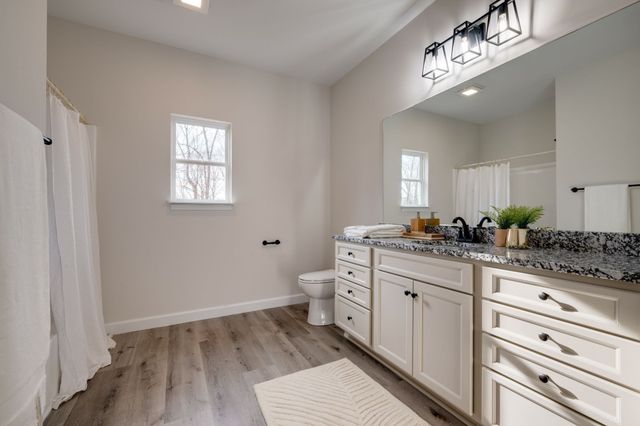 3033 Bowker Road, Charlotte, TN 37036