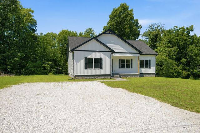 3033 Bowker Road, Charlotte, TN 37036
