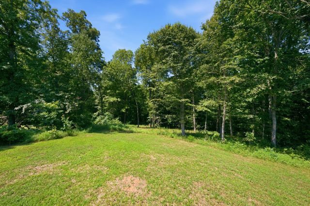 3033 Bowker Road, Charlotte, TN 37036