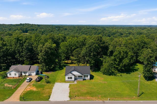 3033 Bowker Road, Charlotte, TN 37036