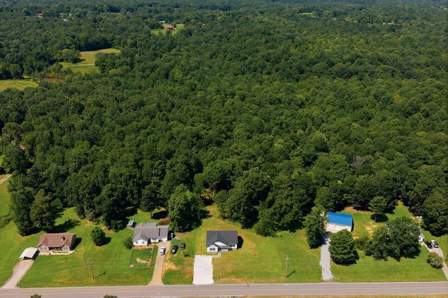 3033 Bowker Road, Charlotte, TN 37036