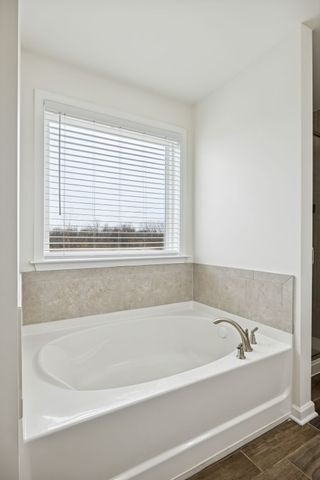 1791 Stonewater Dr, Hermitage, TN 37076