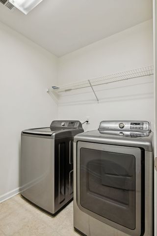 1791 Stonewater Dr, Hermitage, TN 37076