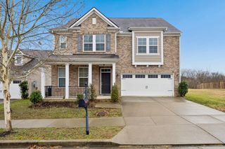 1791 Stonewater Dr, Hermitage, TN 37076