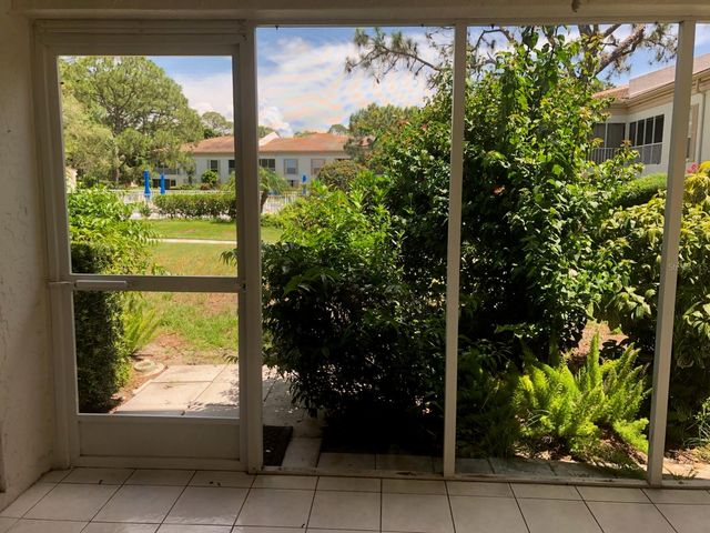 5226 MARSH FIELD LANE 11, Sarasota, FL 34235