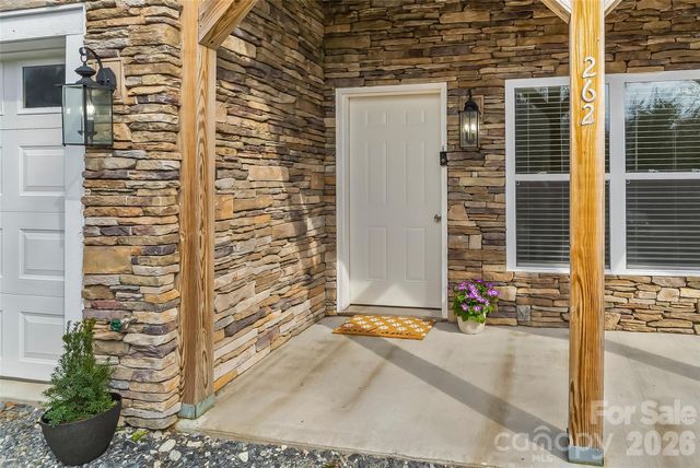 262 Old Bristol Road, Boone, NC 28607