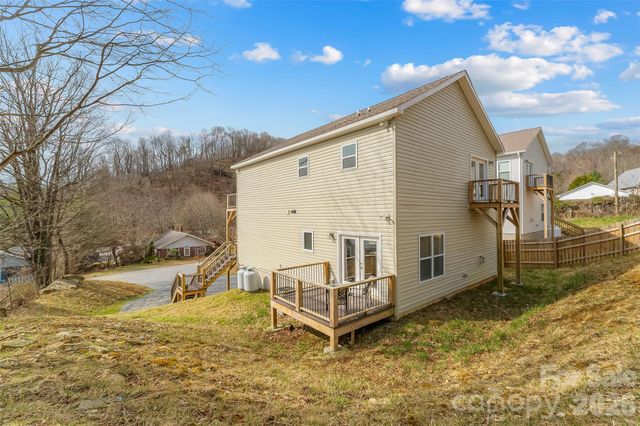 262 Old Bristol Road, Boone, NC 28607