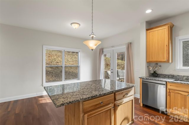 262 Old Bristol Road, Boone, NC 28607