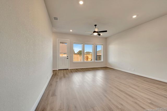 126 Trifle, New Braunfels, TX 78130