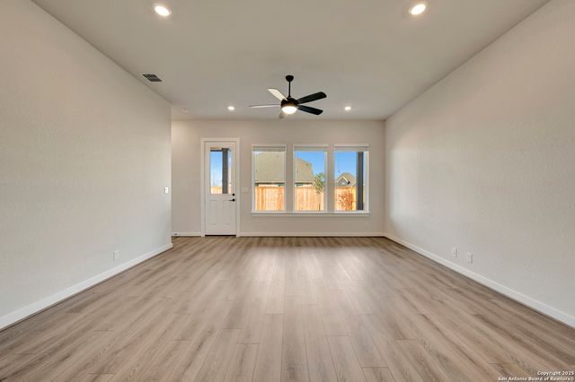 126 Trifle, New Braunfels, TX 78130