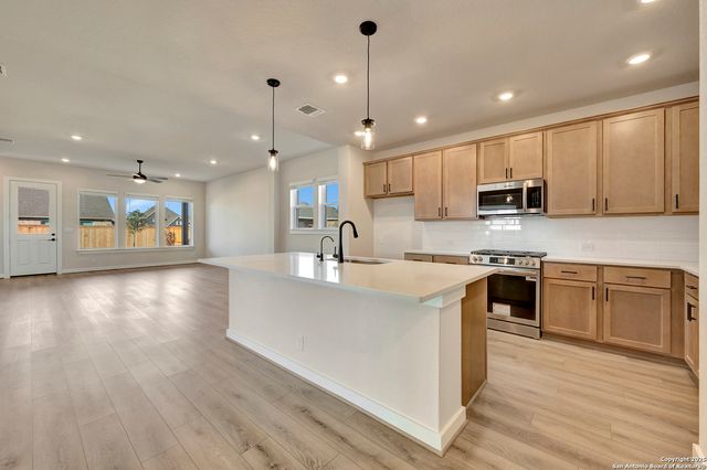 126 Trifle, New Braunfels, TX 78130