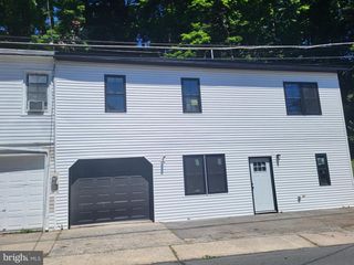 79 E WYOMISSING AVE, Mohnton, PA 19540
