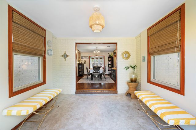 4526 S Avenue S, Galveston, TX 77551