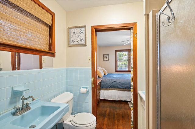 4526 S Avenue S, Galveston, TX 77551