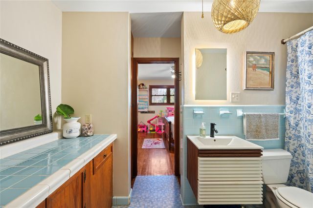 4526 S Avenue S, Galveston, TX 77551