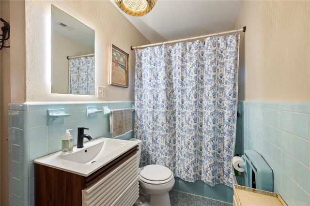 4526 S Avenue S, Galveston, TX 77551