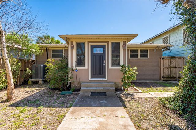 4526 S Avenue S, Galveston, TX 77551