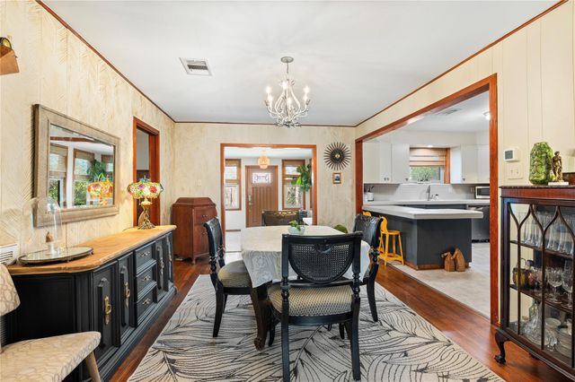 4526 S Avenue S, Galveston, TX 77551