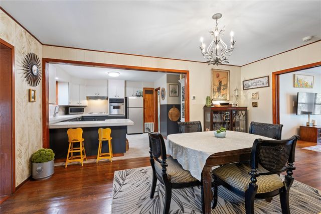 4526 S Avenue S, Galveston, TX 77551