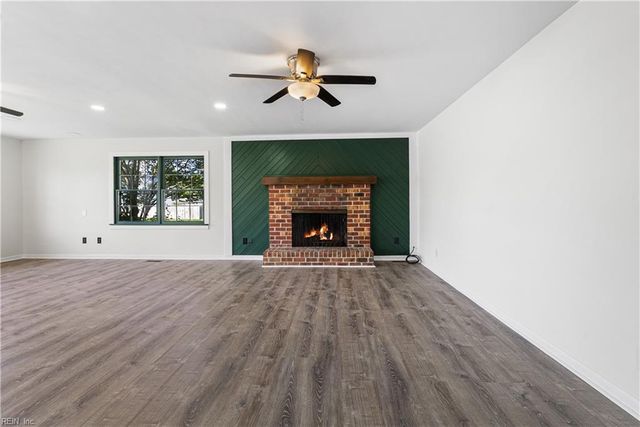 3449 Petunia CRES, Virginia Beach, VA 23453