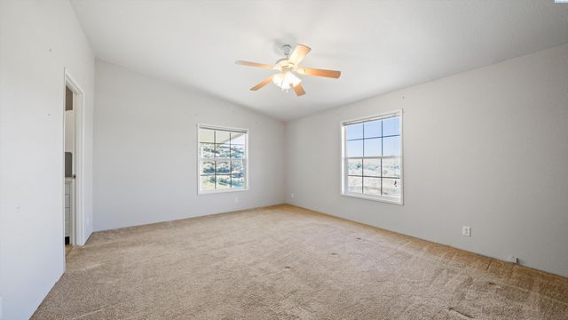 67710 N Lob Lane, Benton City, WA 99320