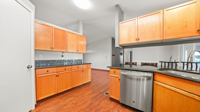 67710 N Lob Lane, Benton City, WA 99320