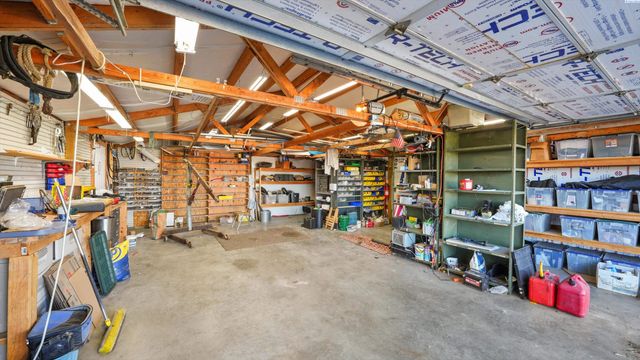 67710 N Lob Lane, Benton City, WA 99320