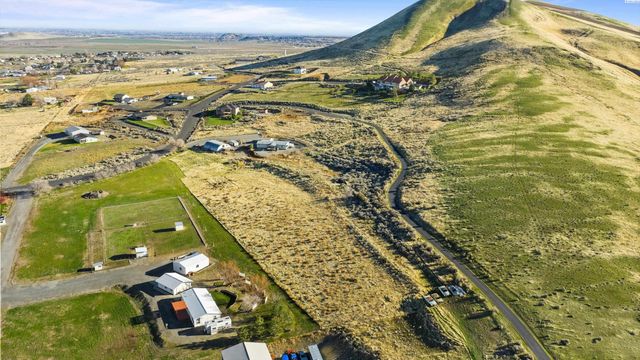 67710 N Lob Lane, Benton City, WA 99320