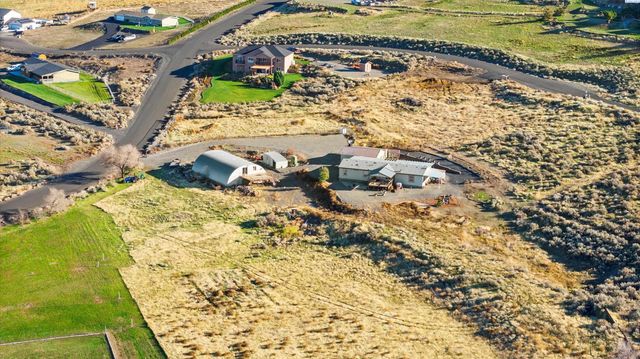 67710 N Lob Lane, Benton City, WA 99320