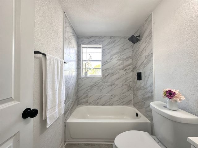 1722 Hillcrest Street, Mesquite, TX 75149