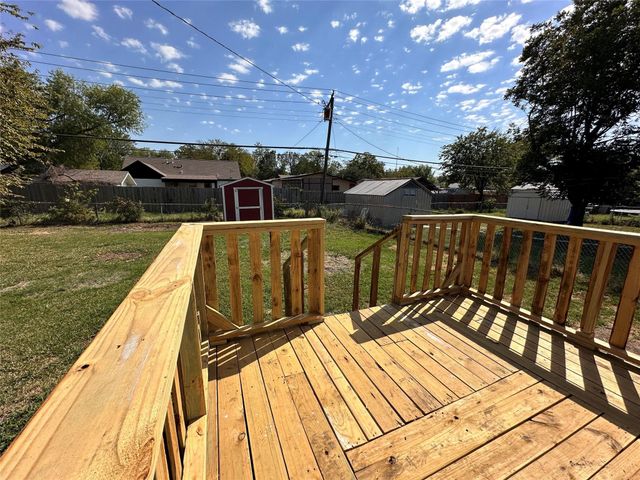 1722 Hillcrest Street, Mesquite, TX 75149