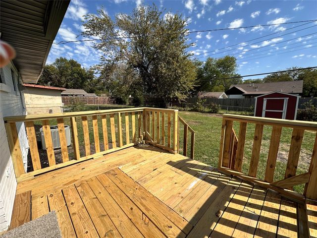 1722 Hillcrest Street, Mesquite, TX 75149