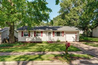 3113 North Howard Avenue, Springfield, MO 65803