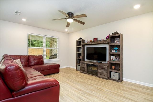 6230 Stream Bank Drive, Theodore, AL 36582