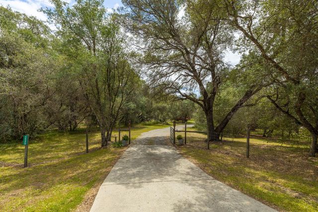 46320 Oonay Nation Road, Coarsegold, CA 93614