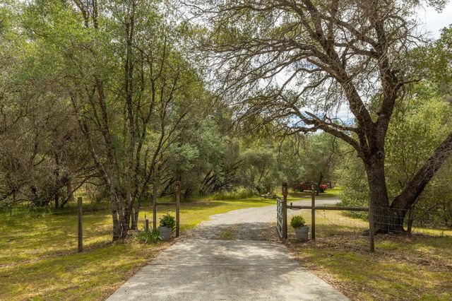 46320 Oonay Nation Road, Coarsegold, CA 93614