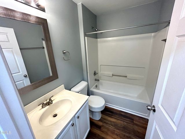 2210 Raven, Raleigh, NC 27614