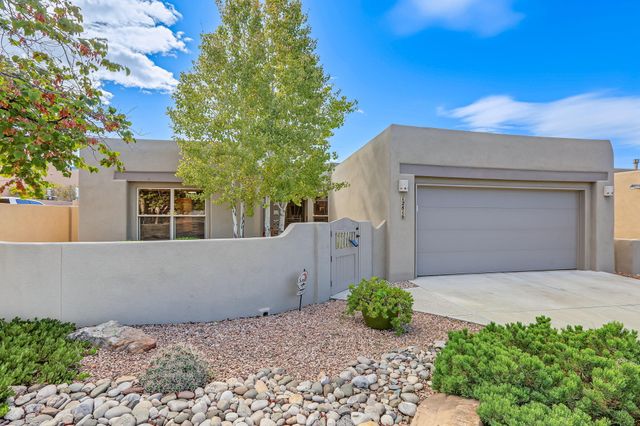 12816 Sandia Ridge Place NE, Albuquerque, NM 87111