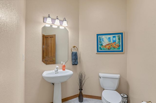 12816 Sandia Ridge Place NE, Albuquerque, NM 87111