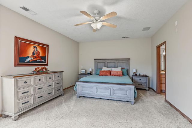 12816 Sandia Ridge Place NE, Albuquerque, NM 87111