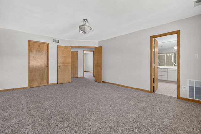 18020 Charlotte Drive, Lansing, IL 60438