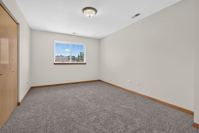 18020 Charlotte Drive, Lansing, IL 60438