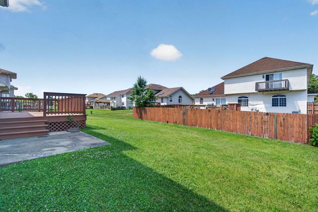 18020 Charlotte Drive, Lansing, IL 60438