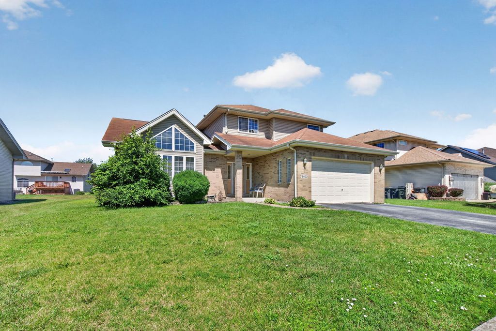 18020 Charlotte Drive, Lansing, IL 60438