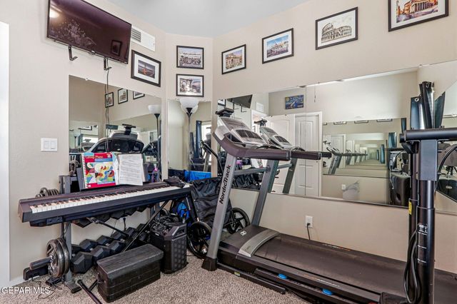 13066 GRANTHAM Lane, El Paso, TX 79928