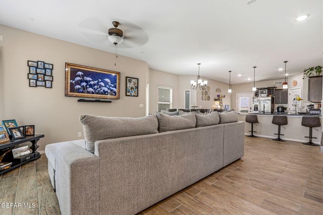 13066 GRANTHAM Lane, El Paso, TX 79928
